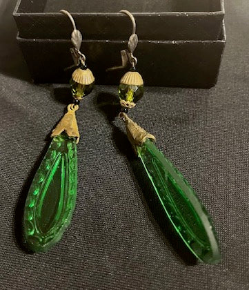 Vintage Art Deco Czech  Green Glass drop earrings