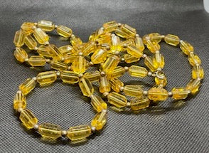 Elegant Vintage Charm – Amber & Citrine Coloured Crystal Glass Necklace